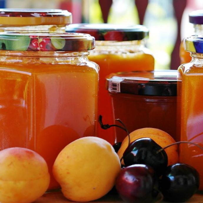Tasting jams !